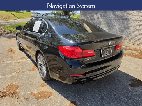 Used 2018 BMW 530e 530e iPerformance image 2