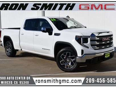 New 2026 GMC Sierra 1500 SLE w/ Preferred Package