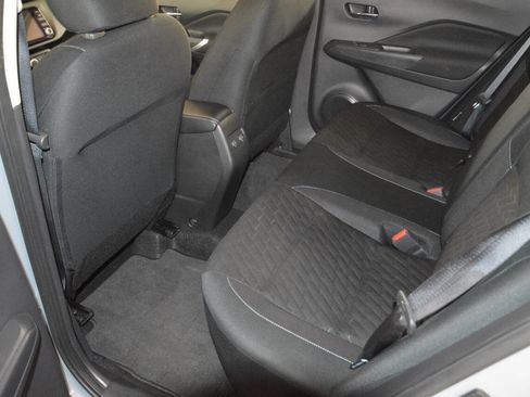 Used 2024 Nissan Kicks SV image 16