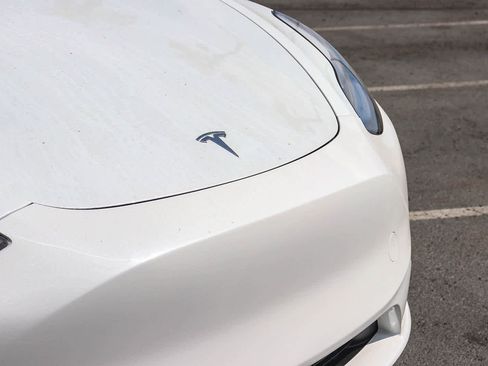 Used 2023 Tesla Model Y Long Range image 5