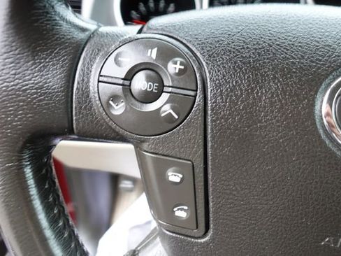 Used 2010 Toyota Tundra Limited image 16