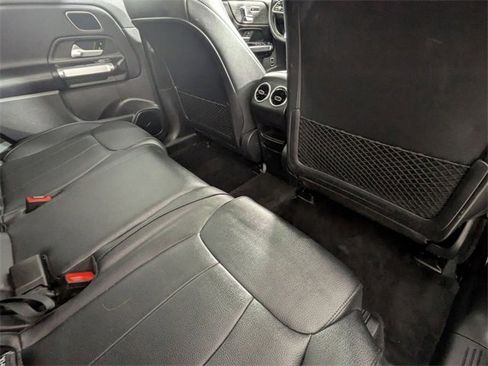 Used 2023 Mercedes-Benz EQB 300 4MATIC image 31