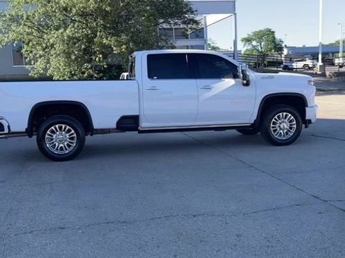 Used 2023 Chevrolet Silverado 3500 High Country AWD/4WD image 9