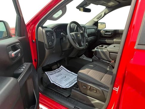 Used 2022 Chevrolet Silverado 1500 Custom AWD/4WD image 11