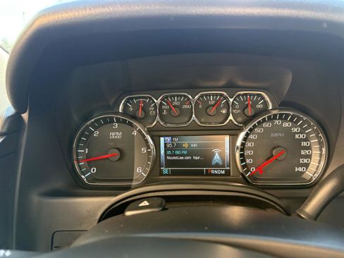 Used 2015 Chevrolet Tahoe LT image 12