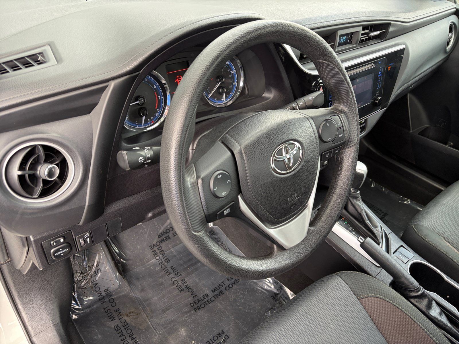 Used 2019 Toyota Corolla LE FWD image 10