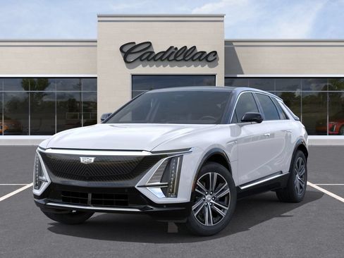 New 2026 Cadillac Lyriq Premium Luxury AWD/4WD image 6