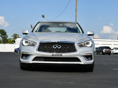 Used 2020 INFINITI Q50 Luxe w/ Essential Package (3.0T Luxe) AWD/4WD image 2