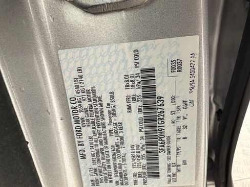 Used 2016 Ford Fusion SE w/ Equipment Group 202A image 19