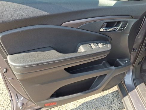 Used 2021 Honda Pilot Special Edition image 23