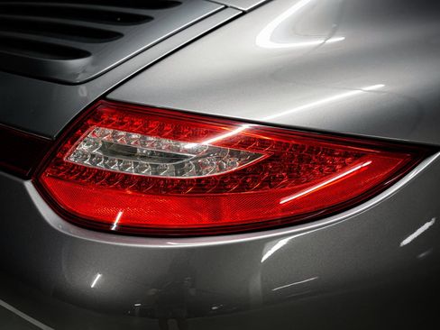 Used 2009 Porsche 911 Carrera 4S AWD/4WD image 34