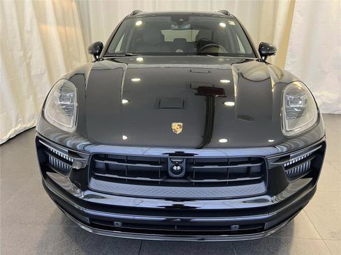 Used 2026 Porsche Macan GTS image 6