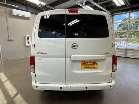 Used 2021 Nissan NV200 SV w/ Back Door Glass Package image 4