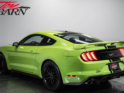 Used 2020 Ford Mustang GT Premium w/ GT Performance Package RWD image 3