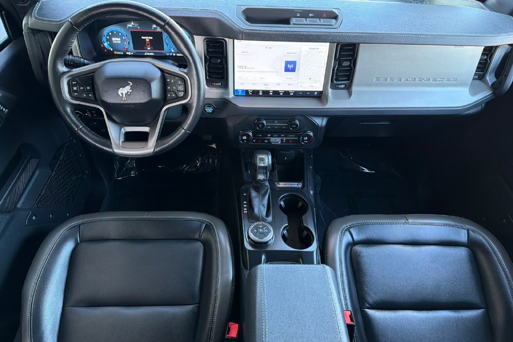 Used 2025 Ford Bronco Outer Banks AWD/4WD image 8