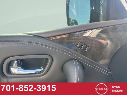 Certified 2022 Nissan Armada Platinum w/ Captain's Chairs Package AWD/4WD image 18