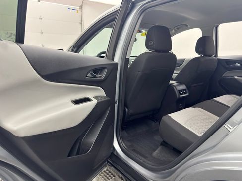 Used 2024 Chevrolet Equinox LS w/ LS Convenience Package AWD/4WD image 33