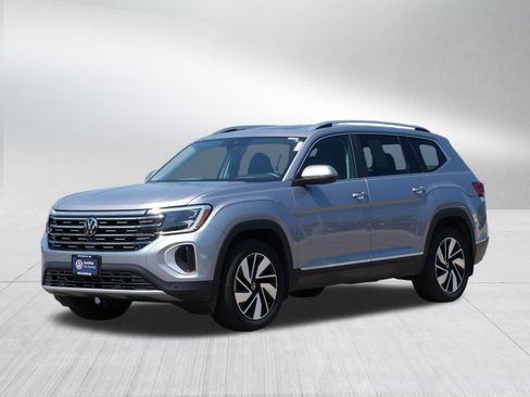 Certified 2024 Volkswagen Atlas SEL AWD/4WD image 3