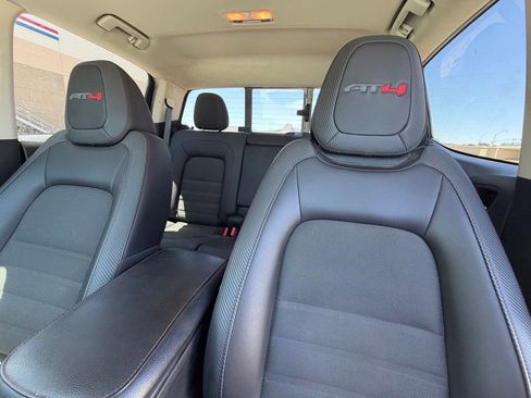 Used 2021 GMC Canyon AT4 w/ Driver Alert Package AWD/4WD image 13