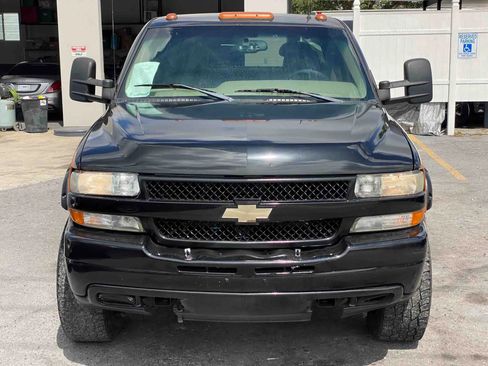 Used 2001 Chevrolet Silverado 2500 LT w/ Snow Plow Prep Pkg image 8