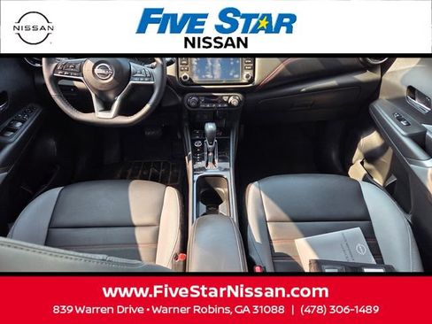 Used 2023 Nissan Kicks SR w/ SR Premium Package FWD image 8