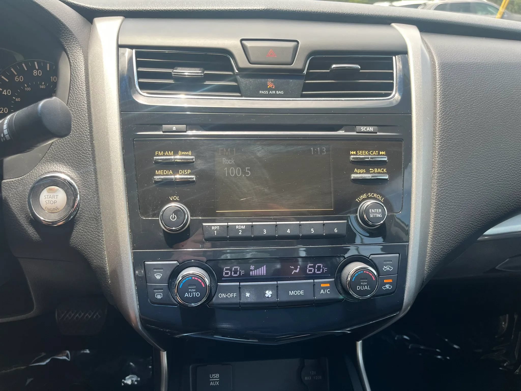 Used 2015 Nissan Altima 2.5 SV w/ Convenience Package FWD image 20