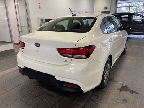 Used 2020 Kia Rio S image 3