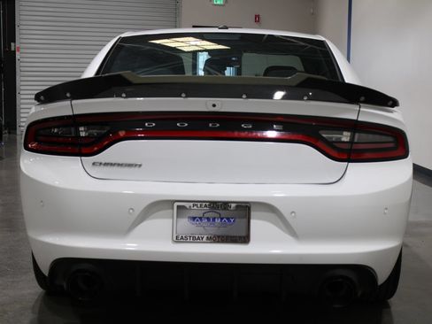 Used 2022 Dodge Charger SXT RWD image 10
