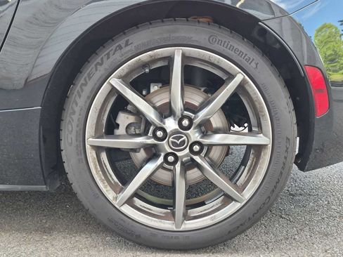 Used 2021 MAZDA MX-5 Miata Grand Touring RWD image 15