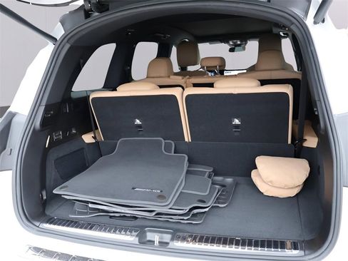 Certified 2025 Mercedes-Benz GLS 580 4MATIC image 18