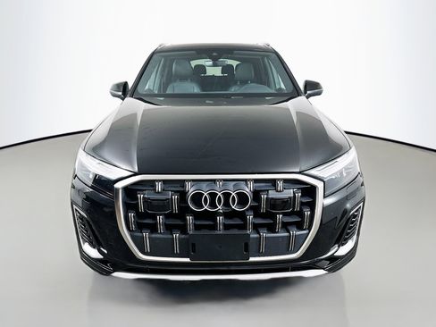 Used 2025 Audi Q7 3.0T Premium Plus image 2