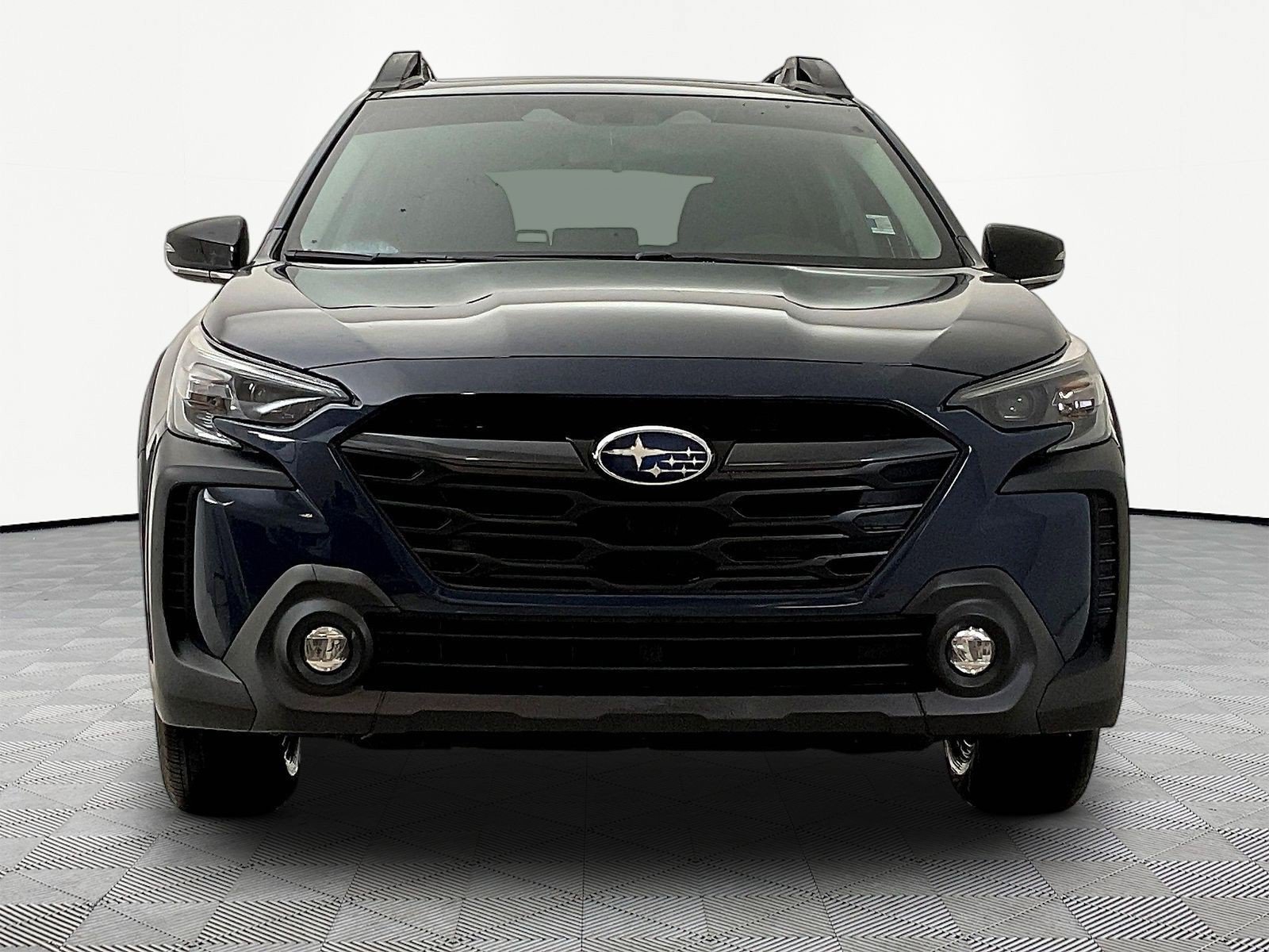 Used 2025 Subaru Outback Premium AWD/4WD image 2