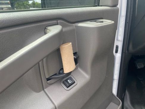 New 2025 Chevrolet Express 4500 w/ Power Convenience Package image 17