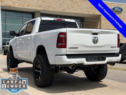 Used 2024 RAM 1500 Laramie AWD/4WD image 12