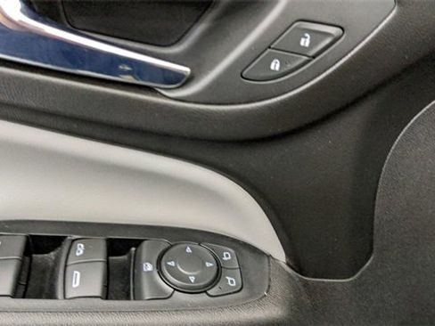 Certified 2019 Chevrolet Equinox LS w/ LS Convenience Package image 47