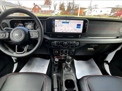New 2026 Jeep Wrangler Unlimited Rubicon w/ Technology Group image 5