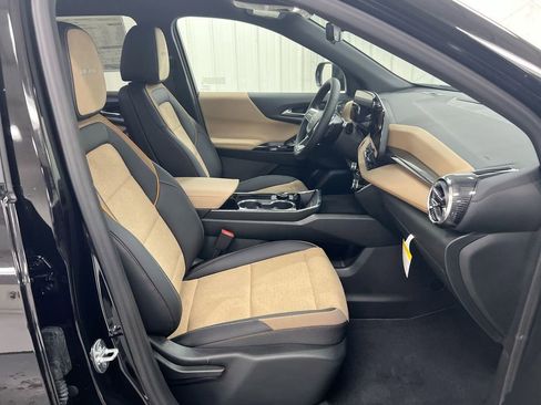 New 2026 Chevrolet Equinox ACTIV w/ Safety and Technology Package AWD/4WD image 22