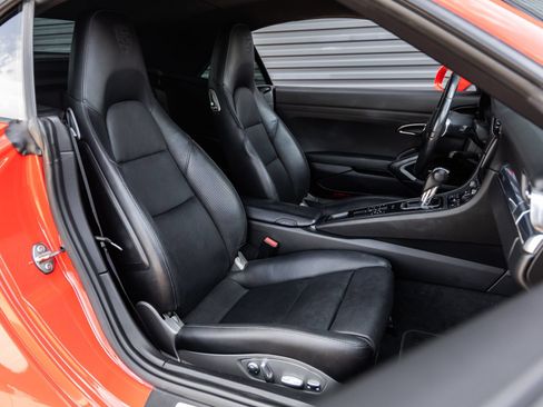 Certified 2016 Porsche 911 Carrera S RWD image 37