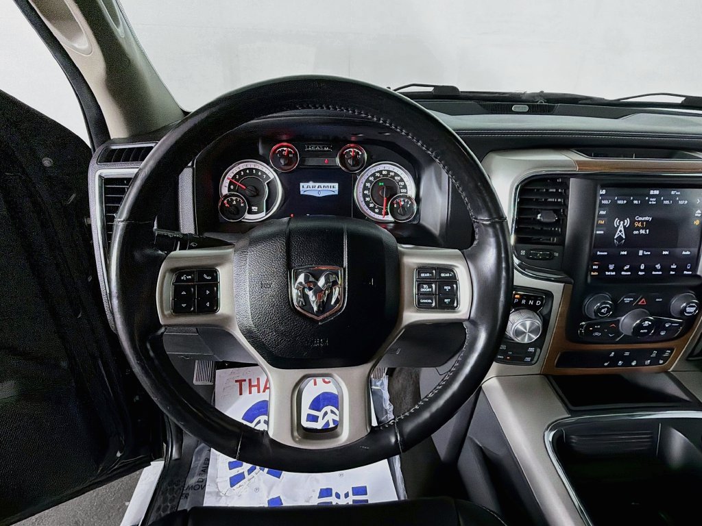 Used 2018 RAM 1500 Laramie w/ Convenience Group AWD/4WD image 11