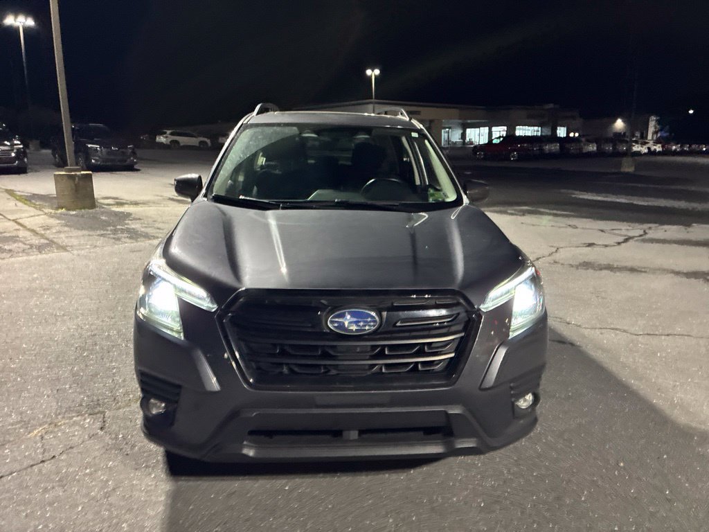 Certified 2024 Subaru Forester Premium AWD/4WD image 3