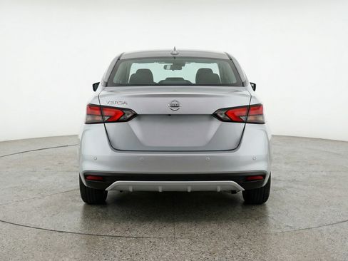 Used 2025 Nissan Versa SV image 7