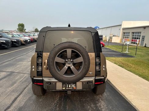 Used 2020 Land Rover Defender 110 X AWD/4WD image 8