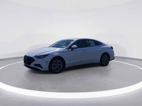 Certified 2022 Hyundai Sonata SEL w/ Cargo Package image 3