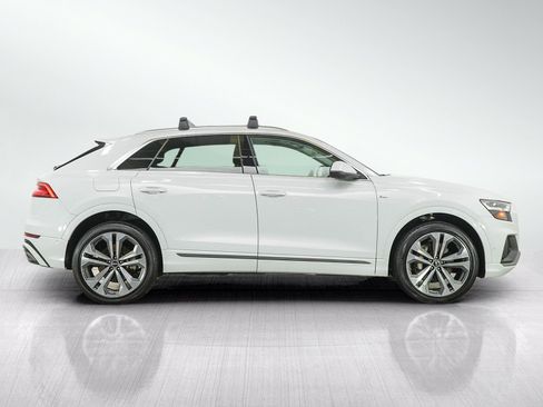 Used 2022 Audi Q8 Premium Plus w/ Premium Plus Package AWD/4WD image 6