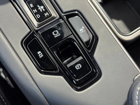 Used 2026 Lexus TX 500h AWD w/ Technology Package image 31