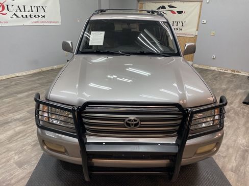 Used 2003 Toyota Land Cruiser image 13