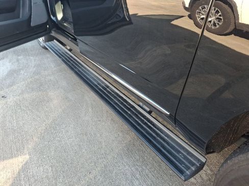 Used 2023 GMC Yukon XL Denali Ultimate w/ LPO, Floor Liner Package image 10