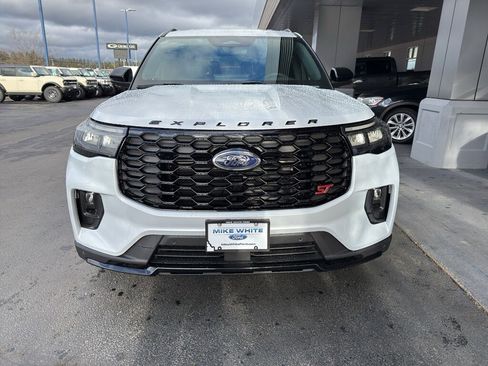 New 2026 Ford Explorer ST image 2