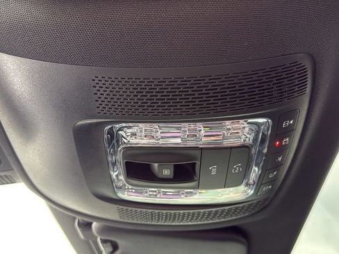 Used 2023 Mercedes-Benz GLS 450 4MATIC image 26