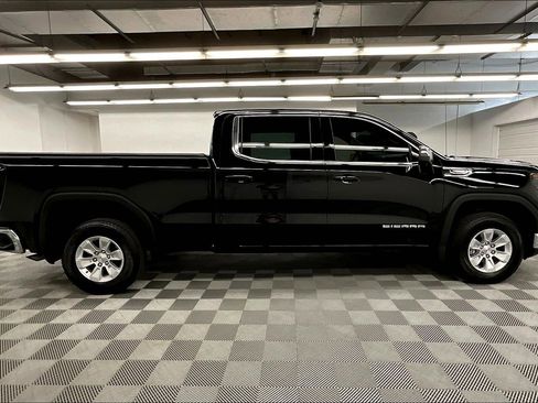 Used 2025 GMC Sierra 1500 SLE w/ Preferred Package AWD/4WD image 14